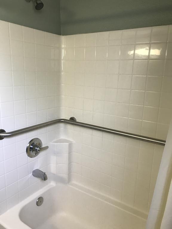 Economy Inn Модесто Экстерьер фото
